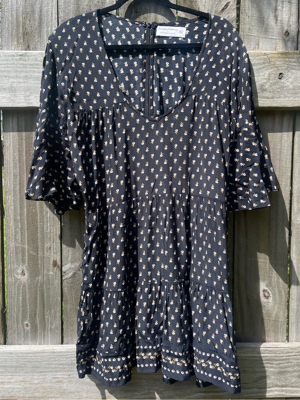 Faithfull the Brand Anthropologie Black Floral Tiered V-Neck Tunic Dress Sz 8